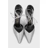 Leather shoes with golden heels