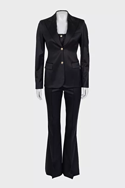 Trouser suit with a vest