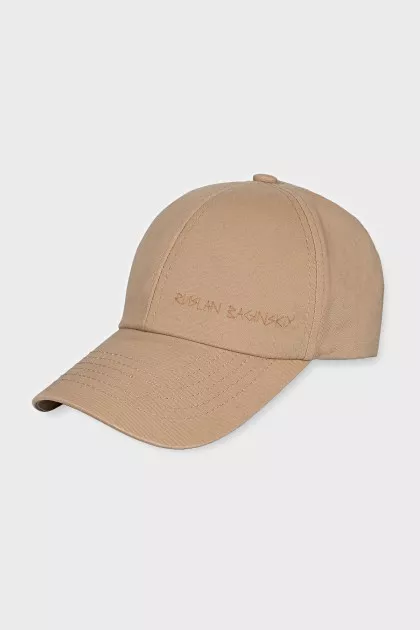 Brown cap with embroidered logo