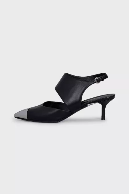 Leather shoes with metal toe
