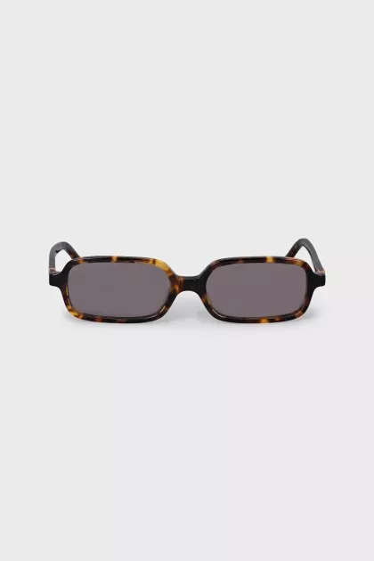Brown sunglasses