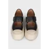 Leather shoes with velcro