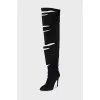 Suede boots with slits