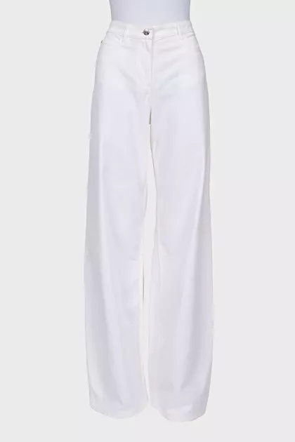 White jeans loose fit