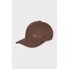 Brown cap with silver logo