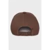 Brown cap with silver logo
