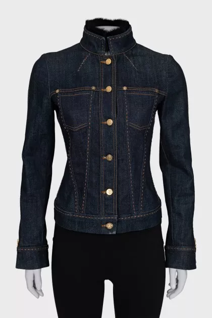 Denim jacket with fur collar