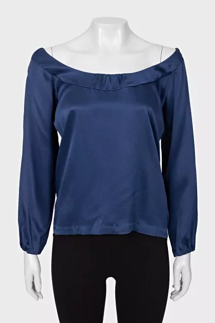 Silk straight cut blouse with sleeves