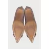 VLogo leather shoes