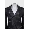 Leather jacket with a fitted cut and a zipper