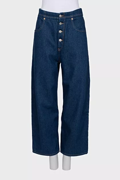 Blue jeans with buttons