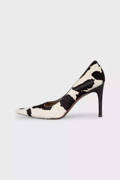 Animal print leather pumps