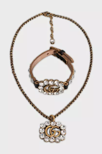 Set of bracelet and pendant