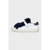 Velcro sneakers with fur