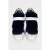Velcro sneakers with fur
