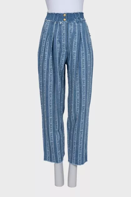 Banana jeans with a signature print