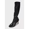 Leather boots with bows