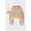 Voluminous beige hat