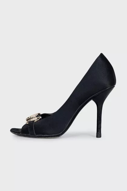 Textile shoes with gold decor