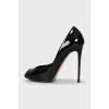 Black patent leather open-toe shoes