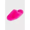 Pink flip-flops with long pile