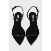 Black leather sandals with thin straps