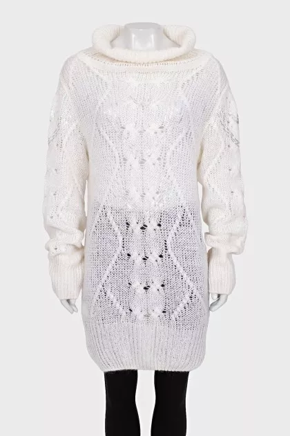 Long sweater with sequins