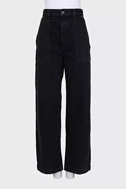 Straight-leg jeans with patch pockets