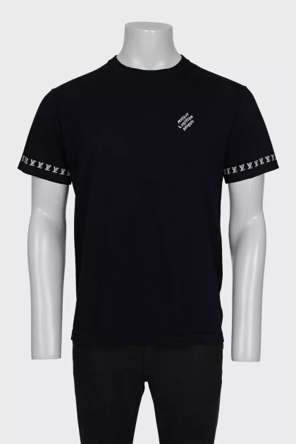 Men's T-shirt with branded print on the sleeves