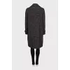 Straight coat with buttoned pockets