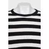 Cashmere jumper decorated with a bow