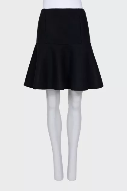 Black skirt with a frill