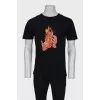 Men's asymmetrical printed T-shirt.