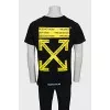 Men's T-shirt with yellow print