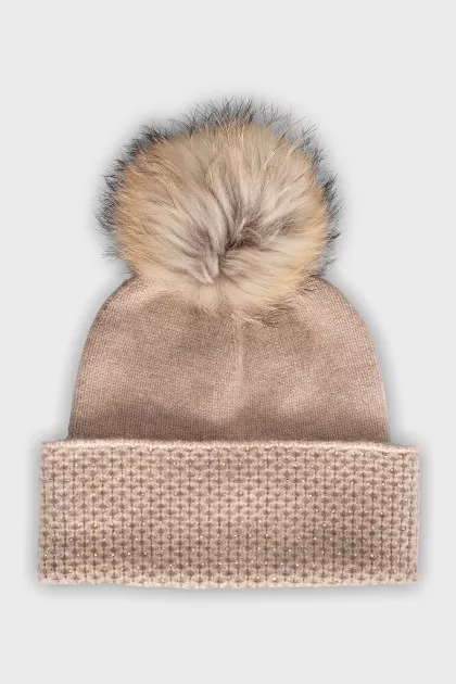 Cashmere hat with fur and tag