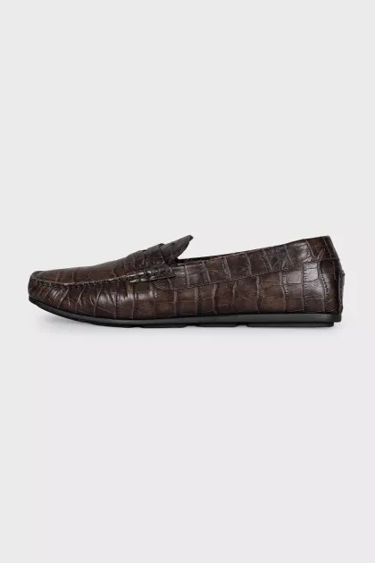 Men's brown loafers with embossing