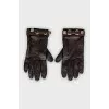 Leather gloves with branded embossing