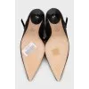 Leather shoes with massive decor