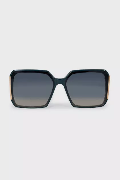 Sunglasses with marble temples