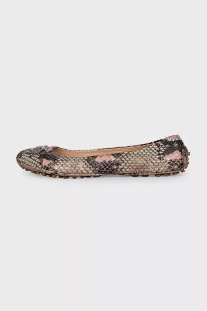 Leather ballet flats with animal print