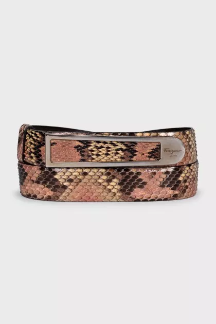 Leather belt with snakeskin embossing