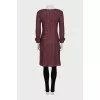 Fitted dress with a round collar