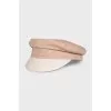 Beige cap with logo