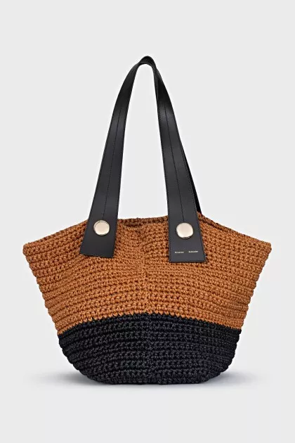 Wicker shopper with leather handles