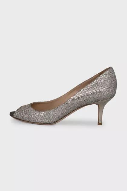 Silver open-toe shoes
