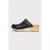 Leather clogs with studs