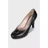 Leather high heels with decoration