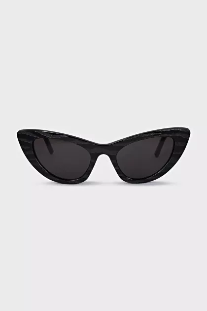 Animal print sunglasses