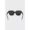 Black square sunglasses