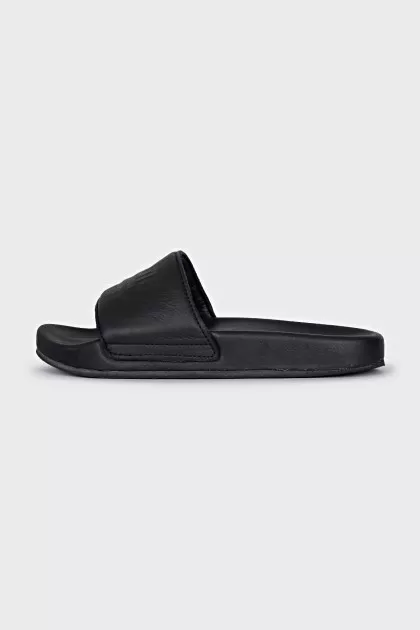 Embossed leather flip-flops